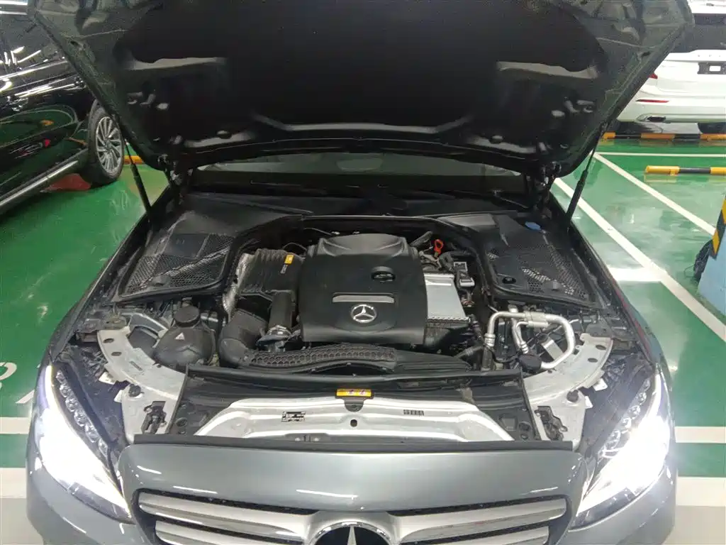 Mercedes-Benz C-Class 2017 Facelift C 180 L Fashion Sport Edition фото 16