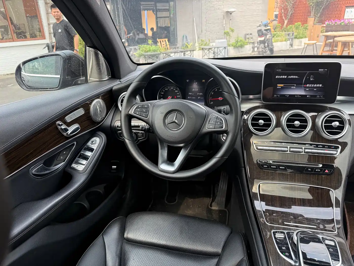 Mercedes-Benz GLC 2016 GLC 260 4MATIC Luxury фото 5