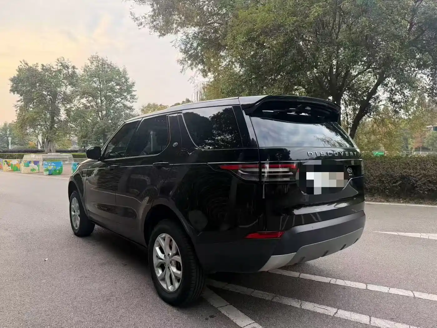 Land Rover Discovery 2017 3.0 SC V6 S фото 8