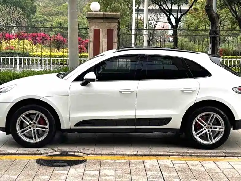 Porsche Macan 2014 Macan 2.0T фото 7