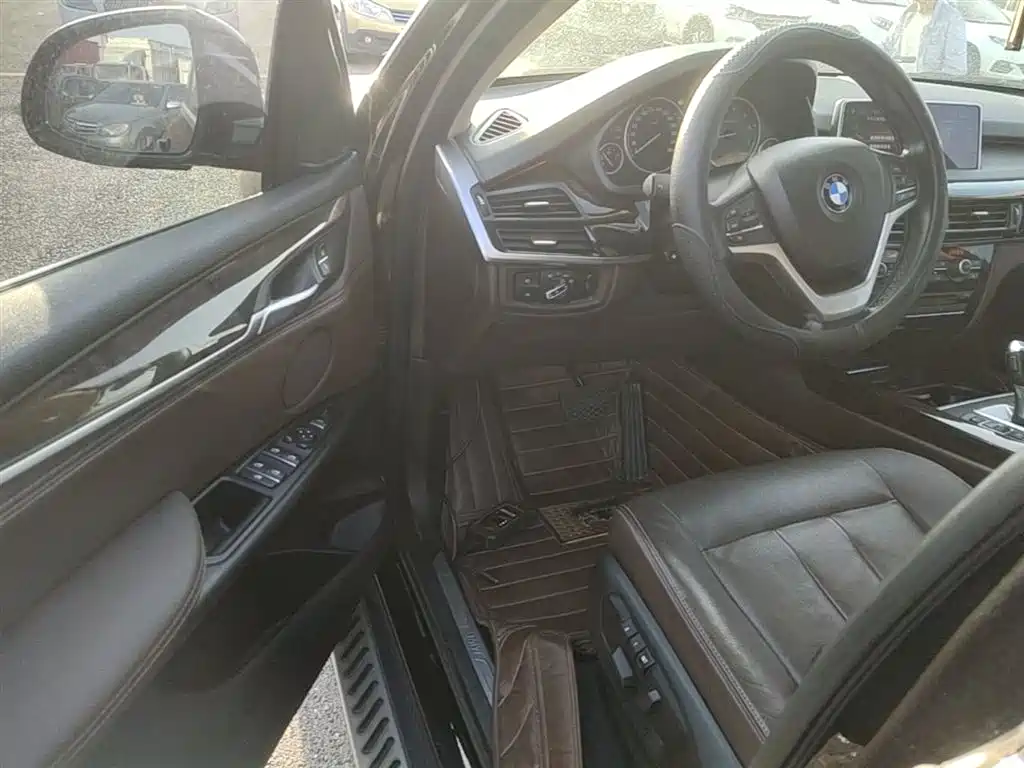 BMW X5 (Import) 2017 xDrive28i фото 16