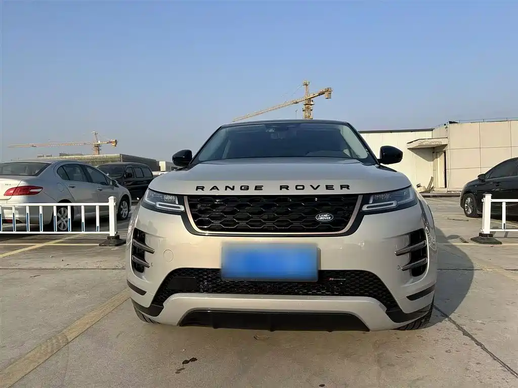 Land Rover Range Rover Evoque 2023 Range Rover Evoque L 249PS Corinthian Bronze Special Edition фото 20