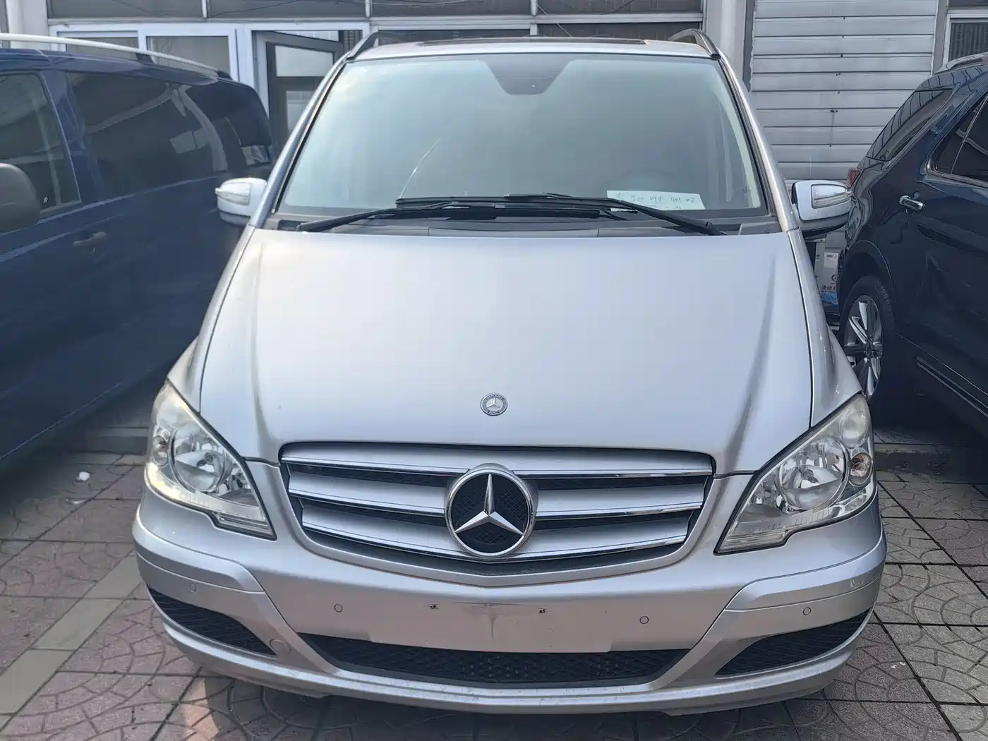 Mercedes-Benz Viano 2012 2.5L Navigation Edition фото 2