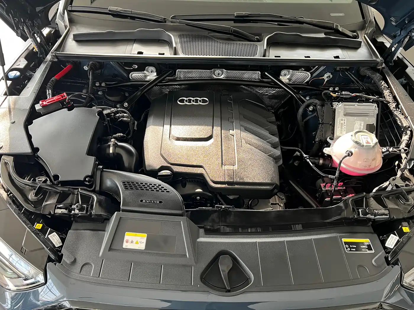 Audi Q5L 2025 40 TFSI Luxury Dynamic фото 4