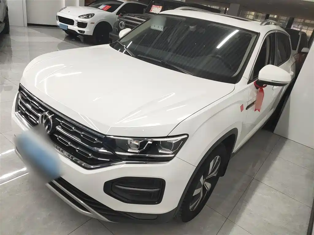 Volkswagen Tayron 2021 330TSI 2WD Luxury Smart Connect Edition фото 2