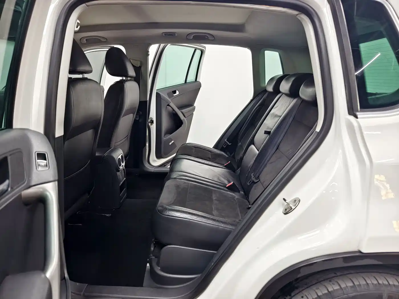 Volkswagen Tiguan 2012 2.0TSI Automatic 4WD Flagship Edition фото 13