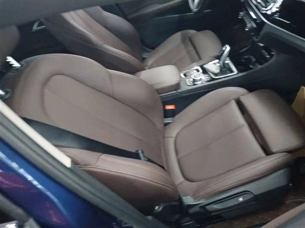 BMW 1 Series 2021 Facelift 120i M Sport Shadow Edition фото 25