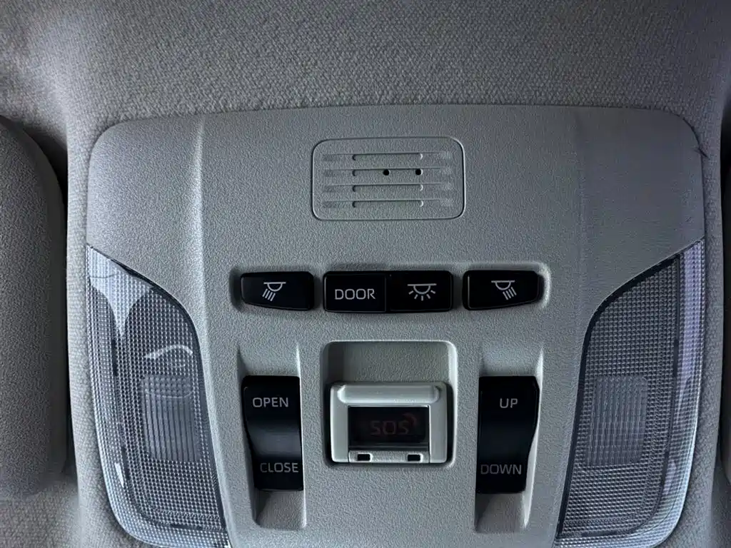 Toyota Corolla 2021 1.2T S-CVT Elite PLUS Edition фото 22