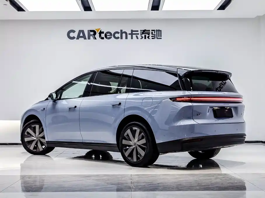 Li Auto Li i8 2025 2025 Standard Edition