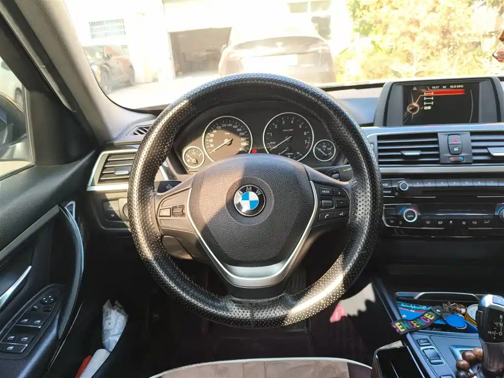 BMW 3 Series 2017 320Li Fashion фото 3