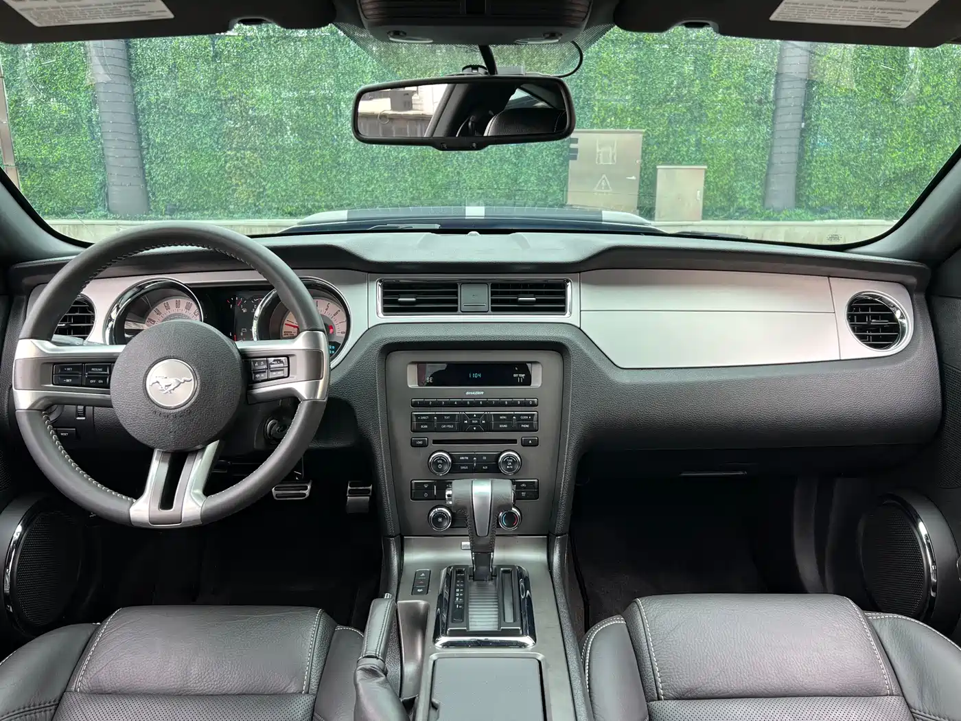 Ford Mustang 2013 Model 3.7L Automatic Standard фото 15