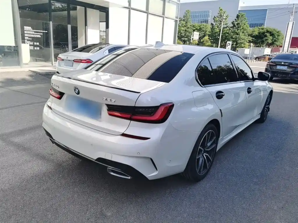 BMW 3 Series 2021 325Li M Sport Package фото 7