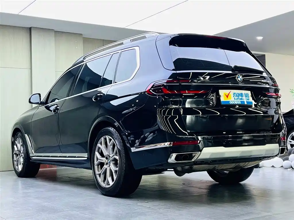 BMW X7 2023 xDrive40i Leading Luxury Package фото 6