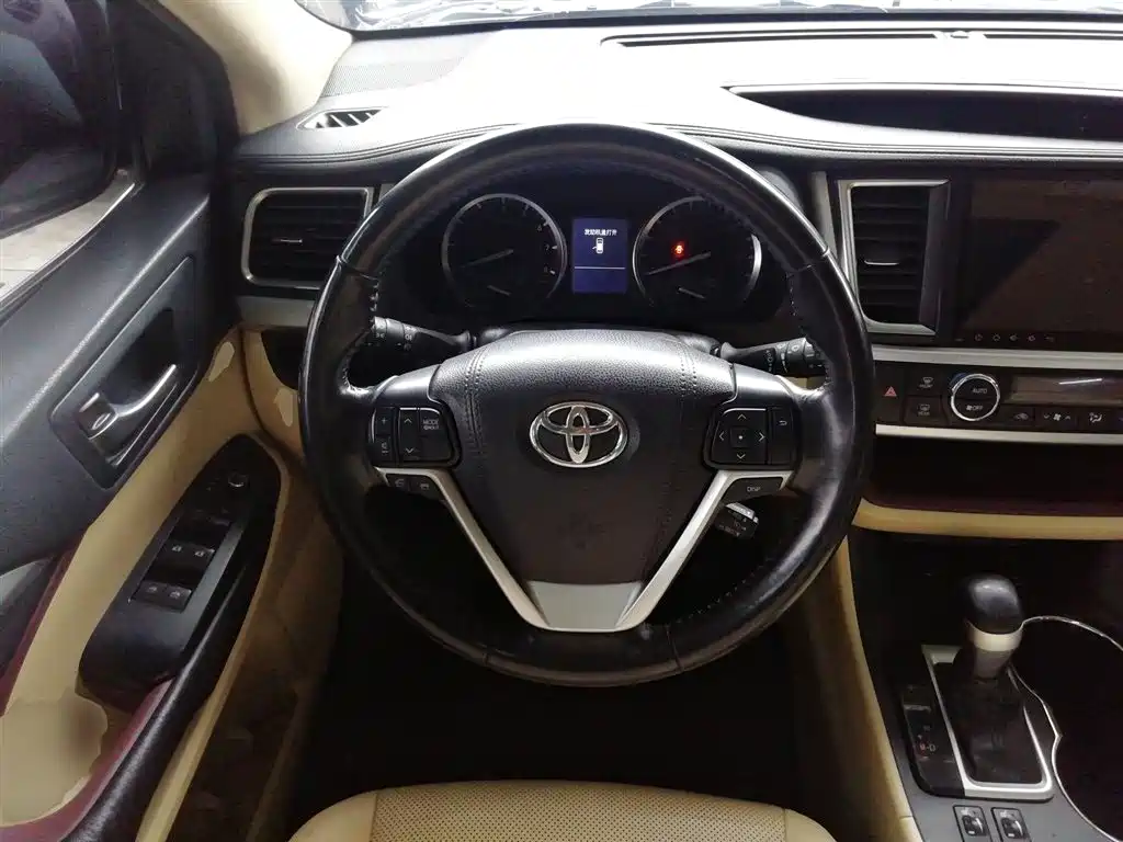 Toyota Highlander 2015 2.0T AWD Luxury Edition 7-seater фото 11