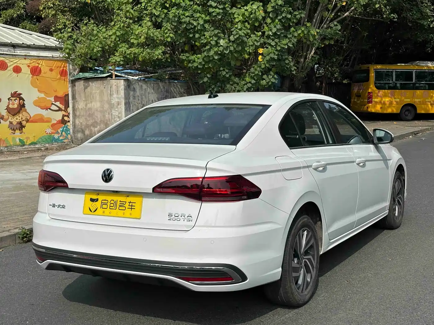 Volkswagen Bora 2025 Facelift 200TSI DSG Navigation Edition фото 7