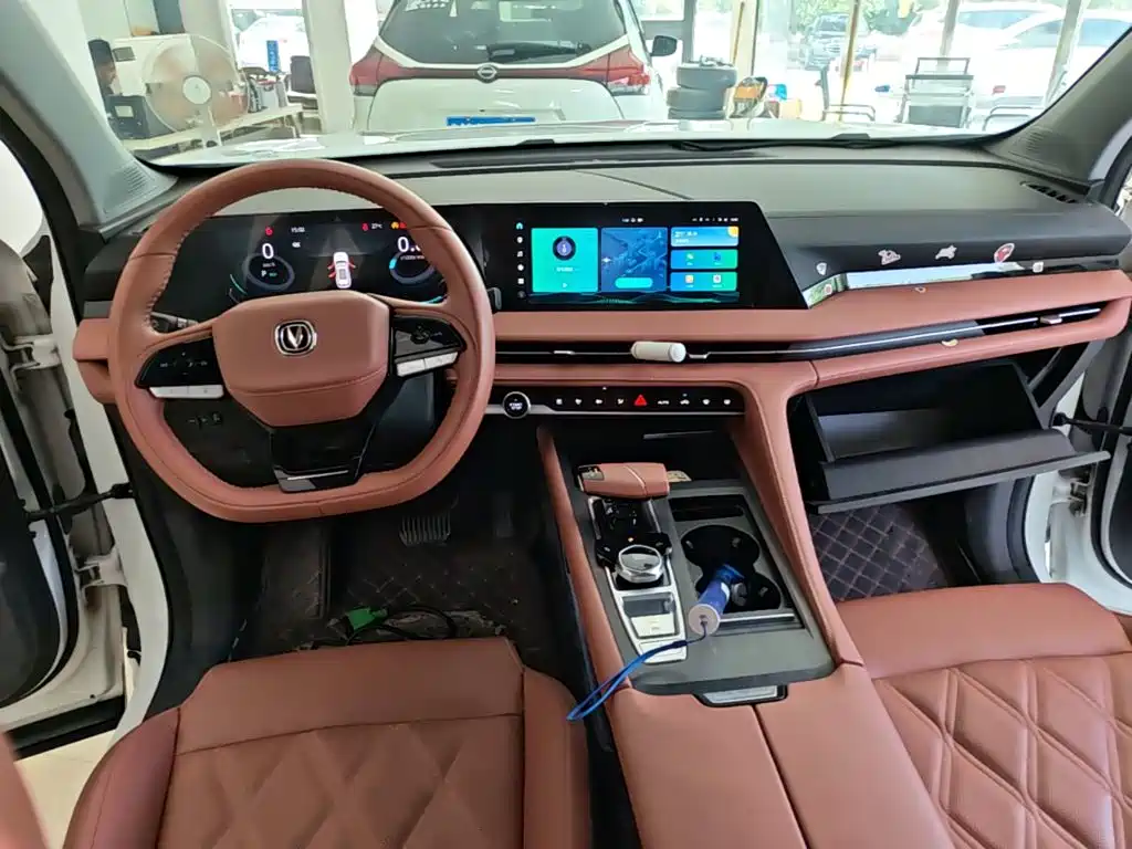 Фото 6 - Changan CS75 PLUS