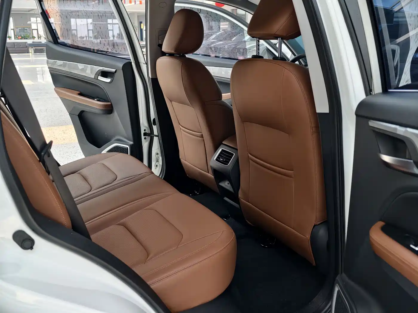 GEELY AUTOMOBILE VISION X6