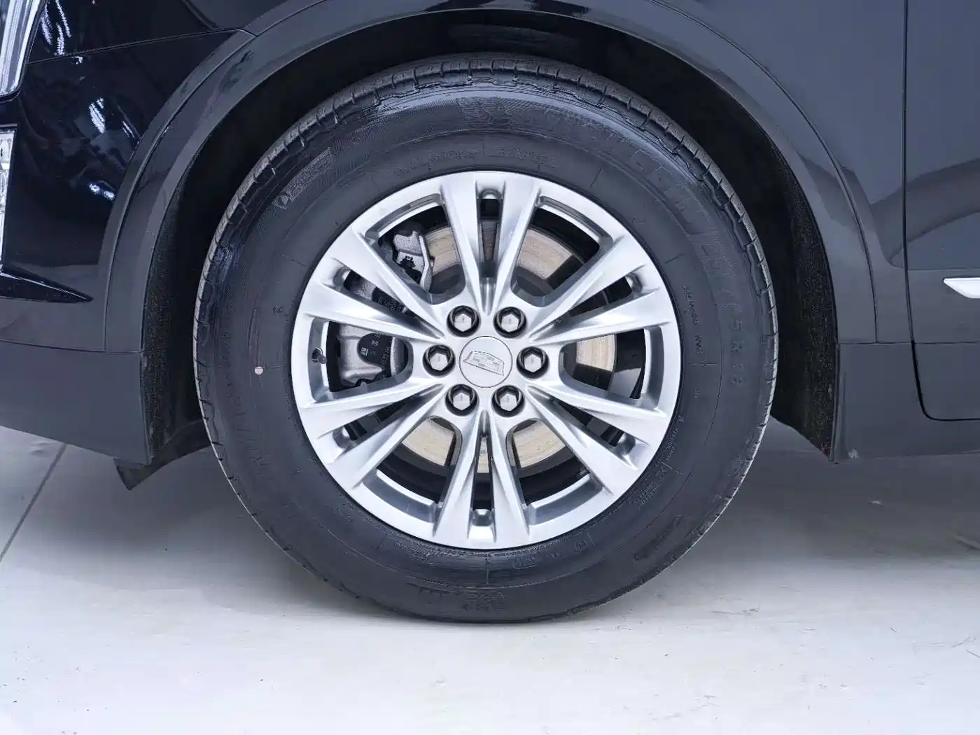 Cadillac XT5 2022 2.0T 2WD Luxury фото 11