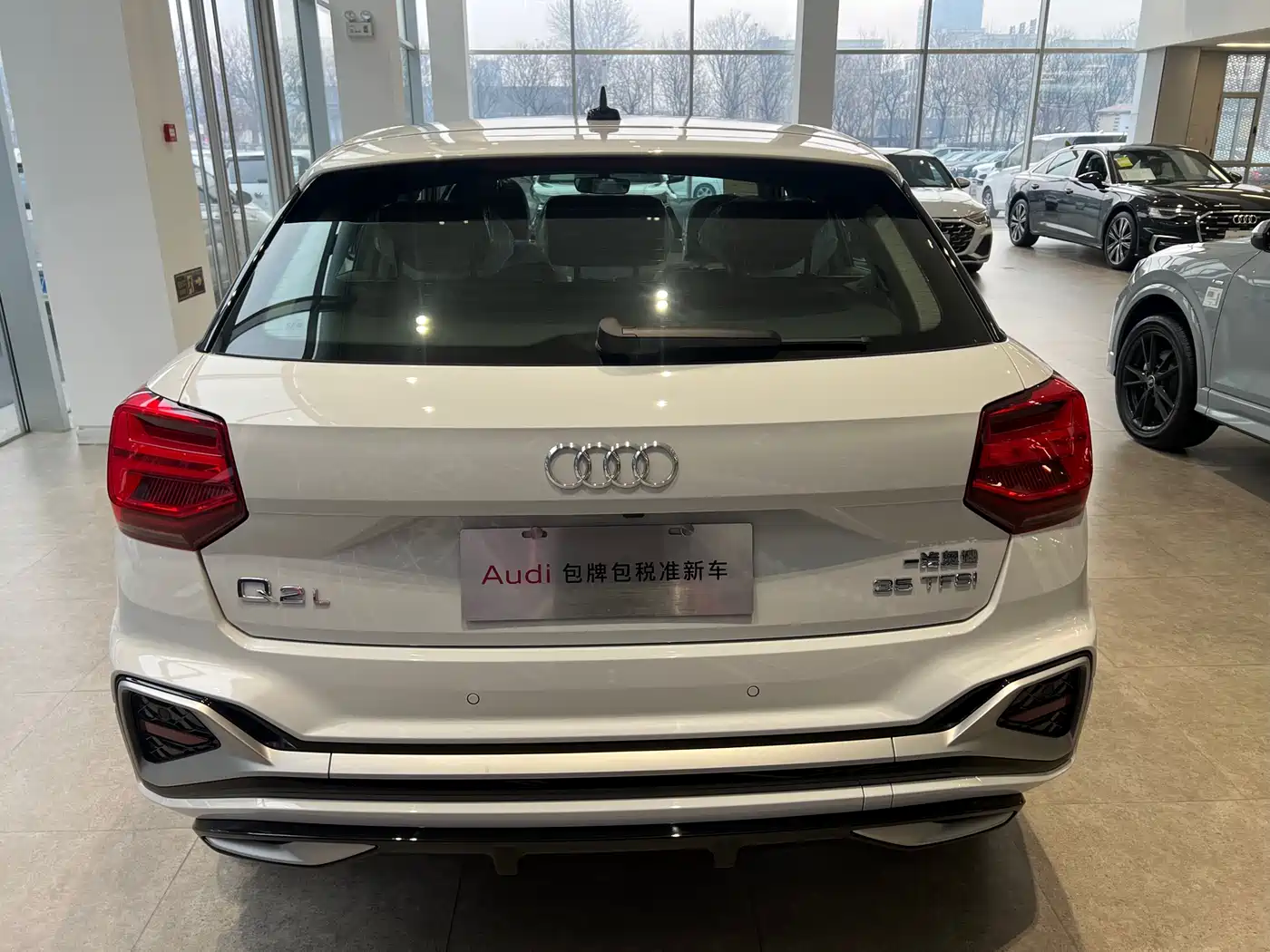 AUDI Q2L