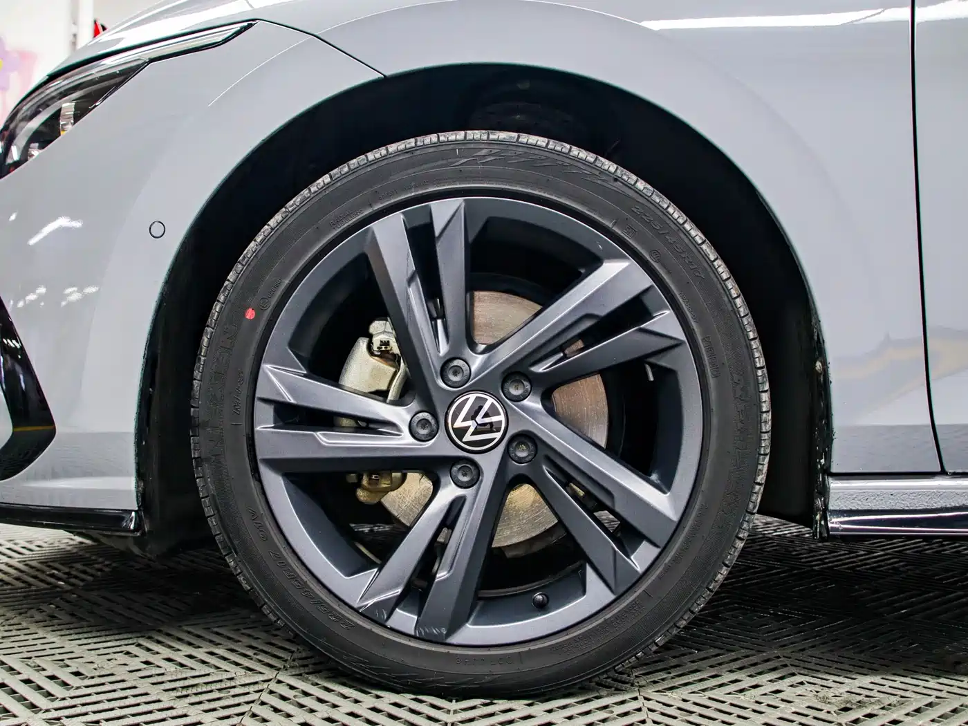 Volkswagen Golf 2021 280TSI DSG R-Line фото 18