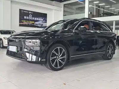 Xpeng G9