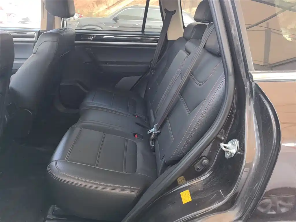 Yema Auto Yema T70 2019 2016 1.8T CVT Elegance