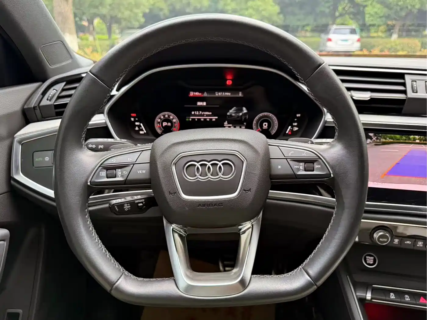 Audi Q3 2024 40 TFSI Fashion Sport фото 13