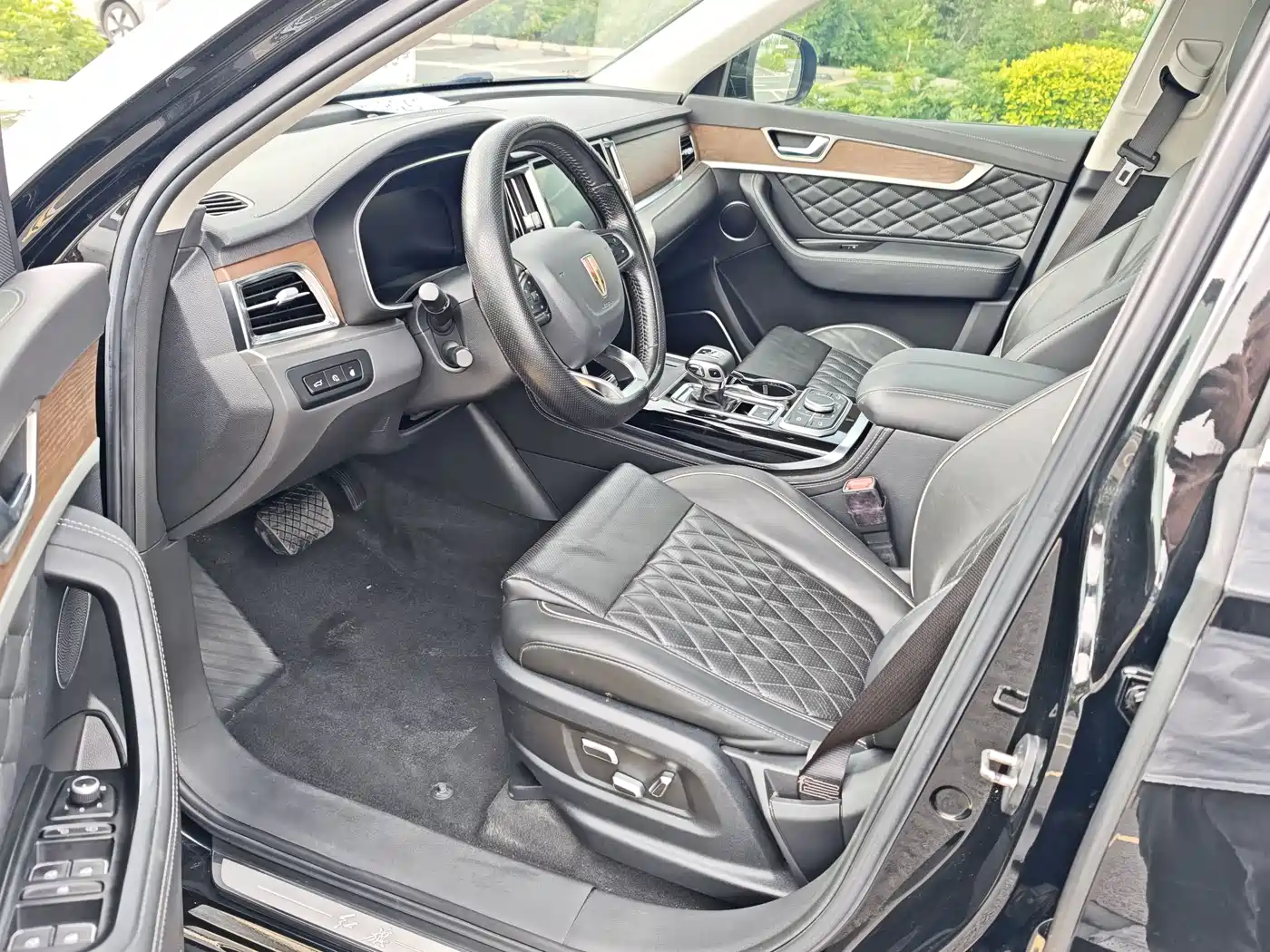 Hongqi HS7 2022 3.0T Auto 4WD Smart Connect Flagship 7-Seater фото 12