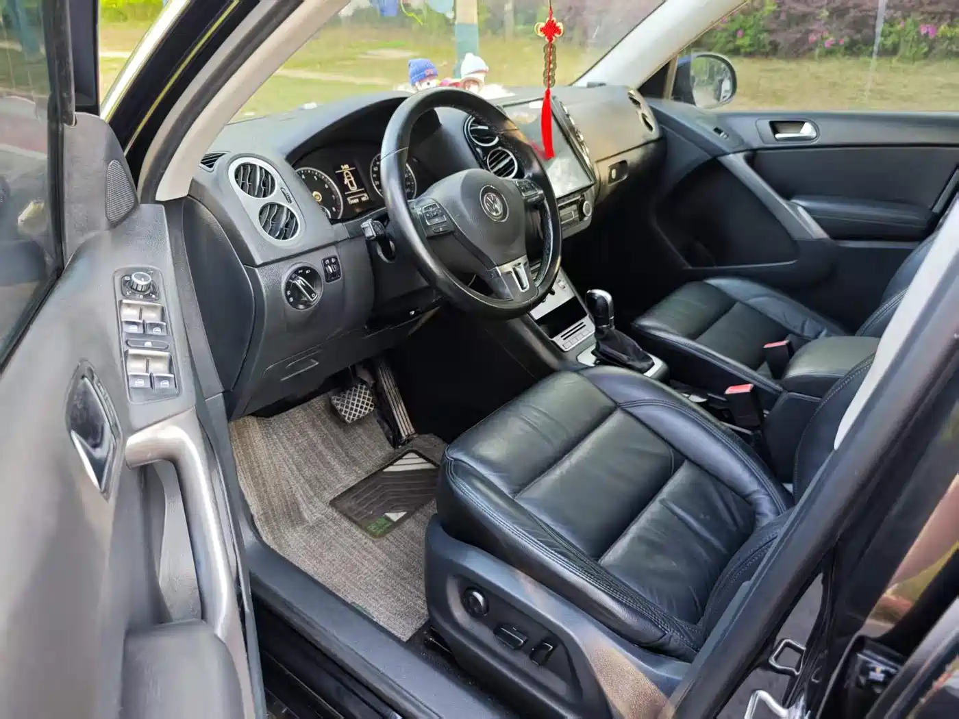 Volkswagen Tiguan 2012 1.8TSI Automatic 2WD Trend Edition фото 9