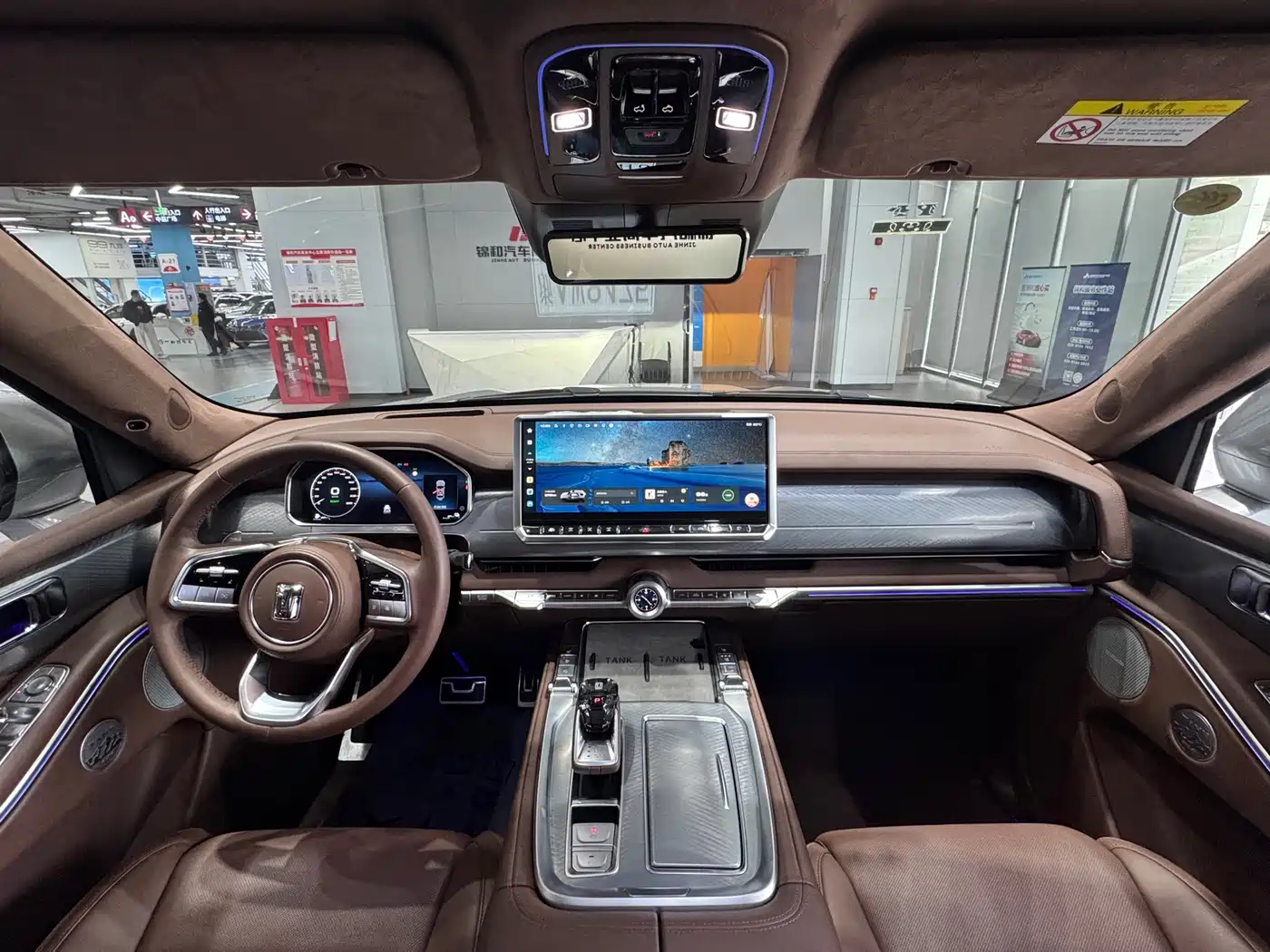 TANK TANK 700 NEW ENERGY