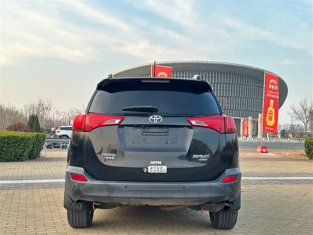 Toyota RAV4 Rongfang 2013 2.0L CVT 4WD Pioneer фото 5