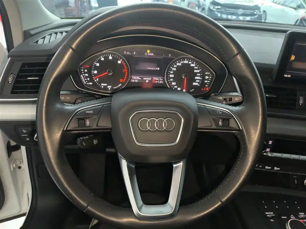 Audi Q5L 2020 Facelift 40 TFSI Honor Progressive фото 3