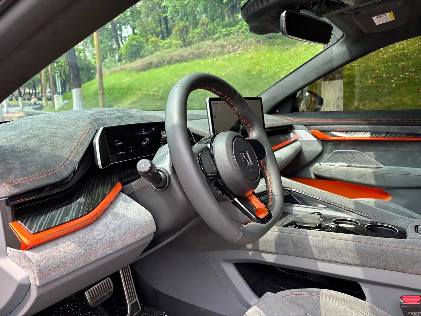 ZEEKR EXTREME KRYPTON 001