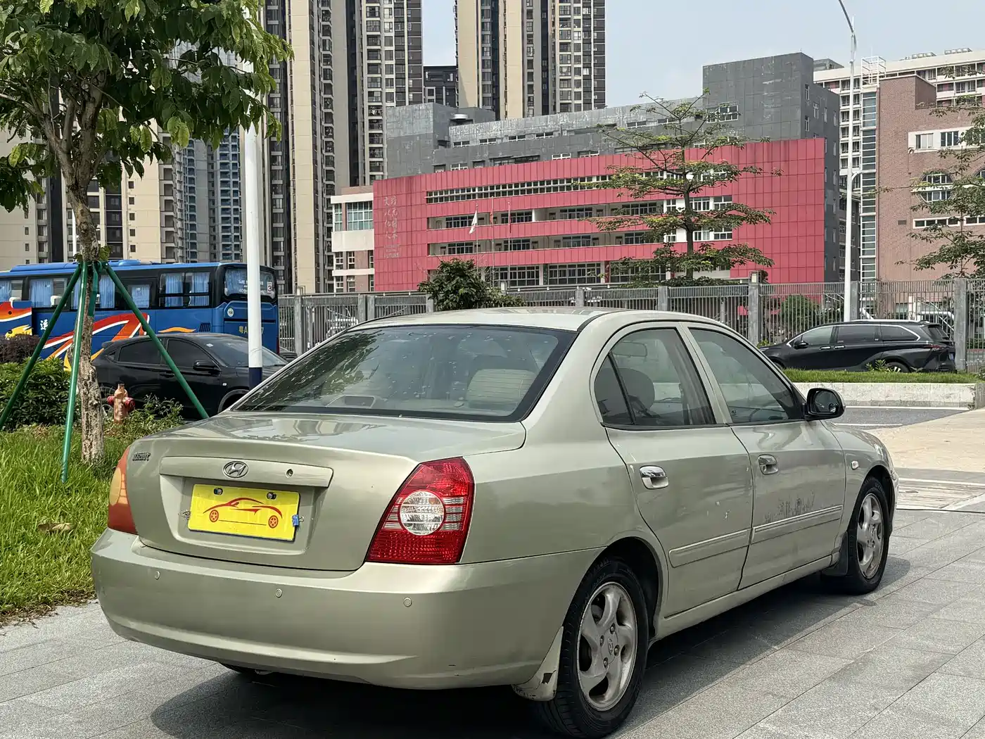 Hyundai Elantra 2005 Model 1.6L Automatic Luxury фото 3
