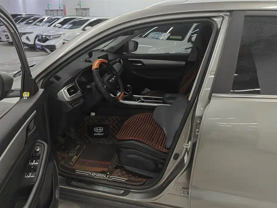 GEELY AUTOMOBILE VISION X6