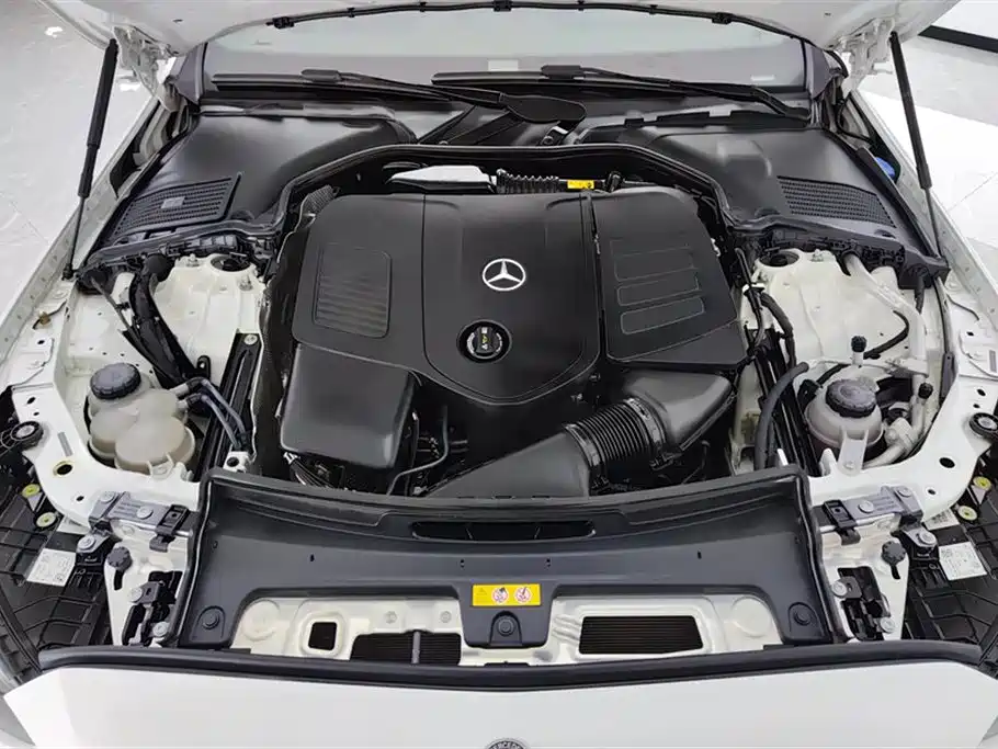 Mercedes-Benz C-Class 2023 Facelift C 200 L Sport Edition фото 10