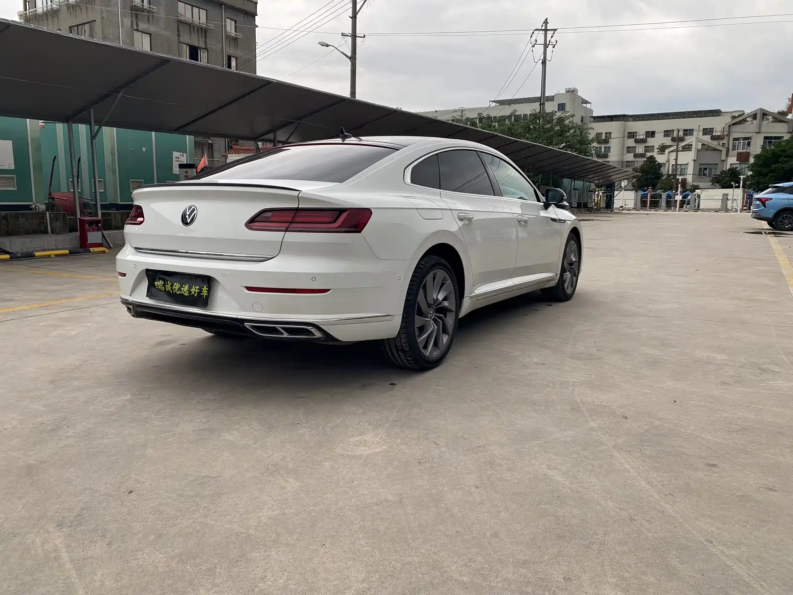 Photo 5 - Volkswagen CC
