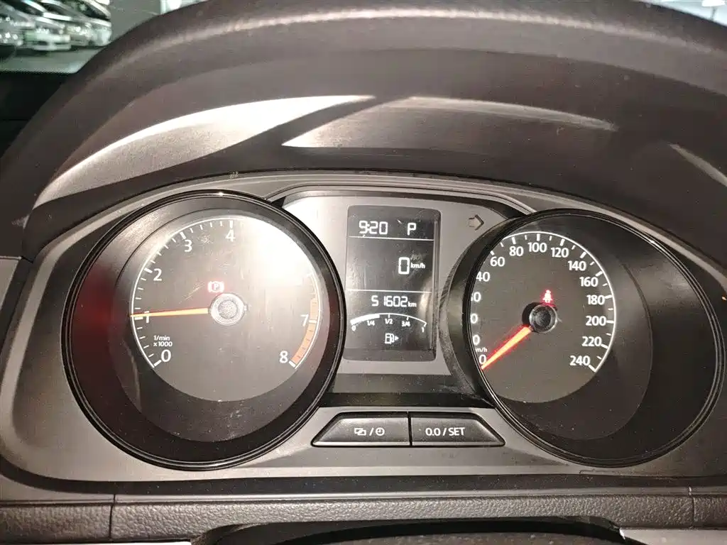 Volkswagen Lavida 2019 Lavida Start 1.5L Auto Trend (China VI) фото 4