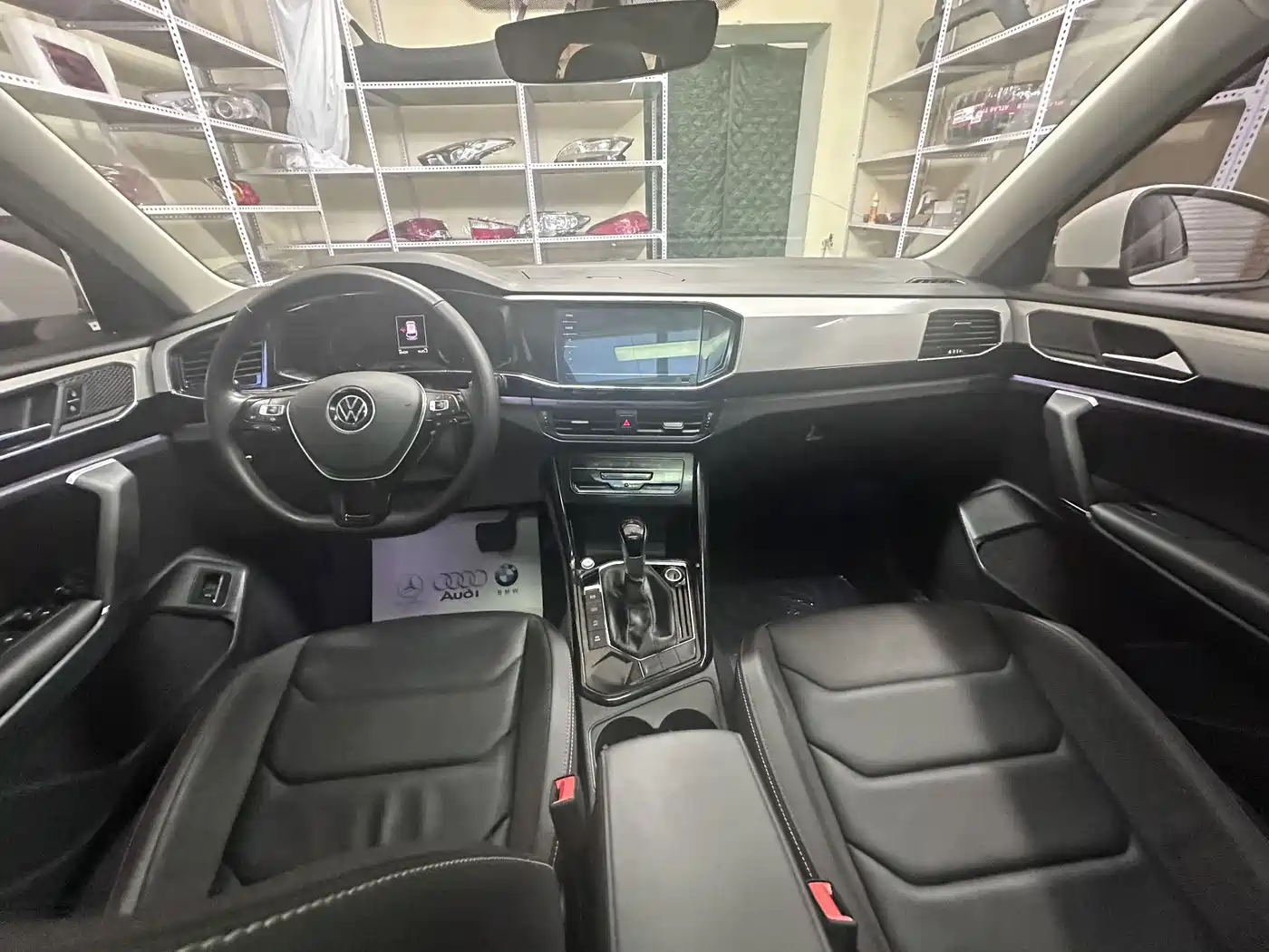 Volkswagen Tayron 2022 280TSI 2WD Luxury Smart Connect Edition фото 14