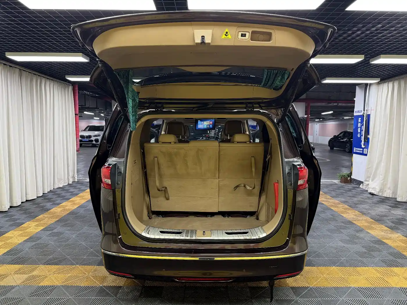 Buick GL8 2017 ES 28T Premium China V фото 35