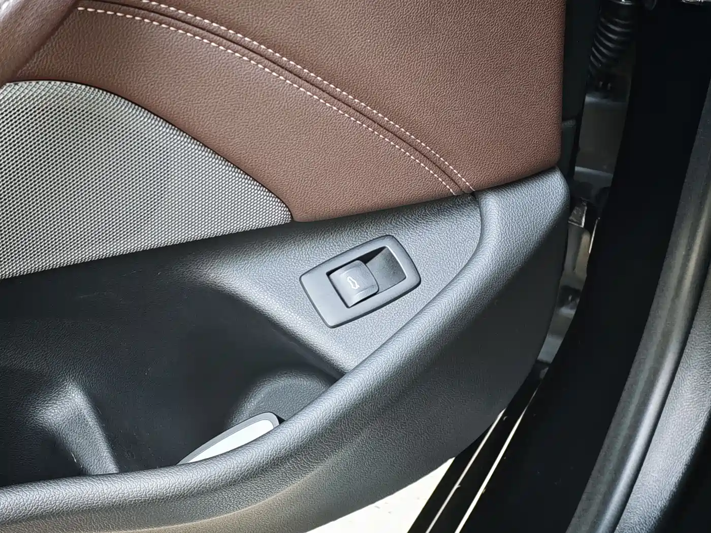 BMW 5 Series 2021 530Li Leading Luxury Package фото 30