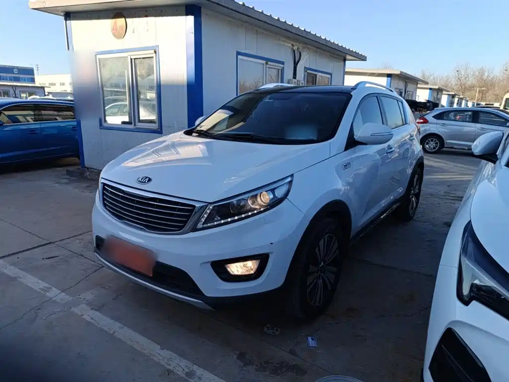 Kia Sportage 2015 2.0L Automatic 2WD DLX фото 2