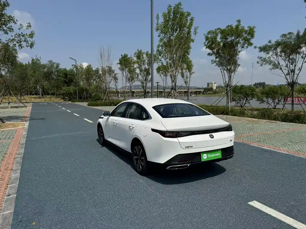 Changan Eado 2026 2025 Blue Whale 1.5T 500Bar Premium
