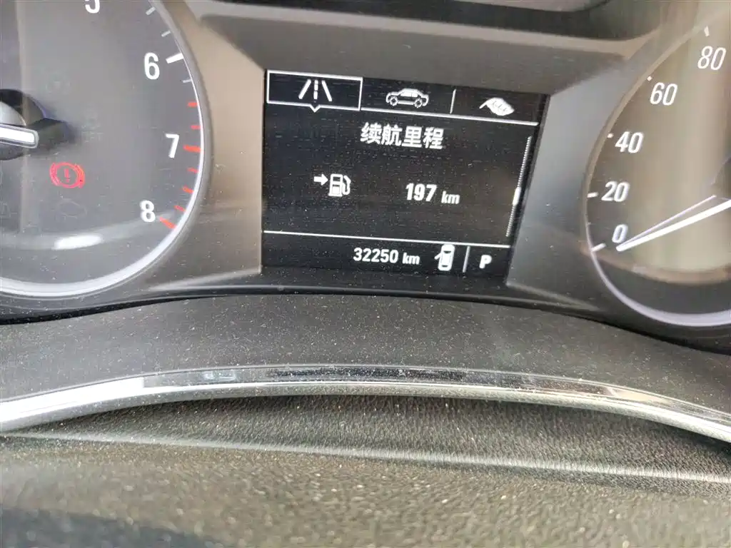 Buick Encore 2018 18T Automatic 2WD Urban Leading фото 5