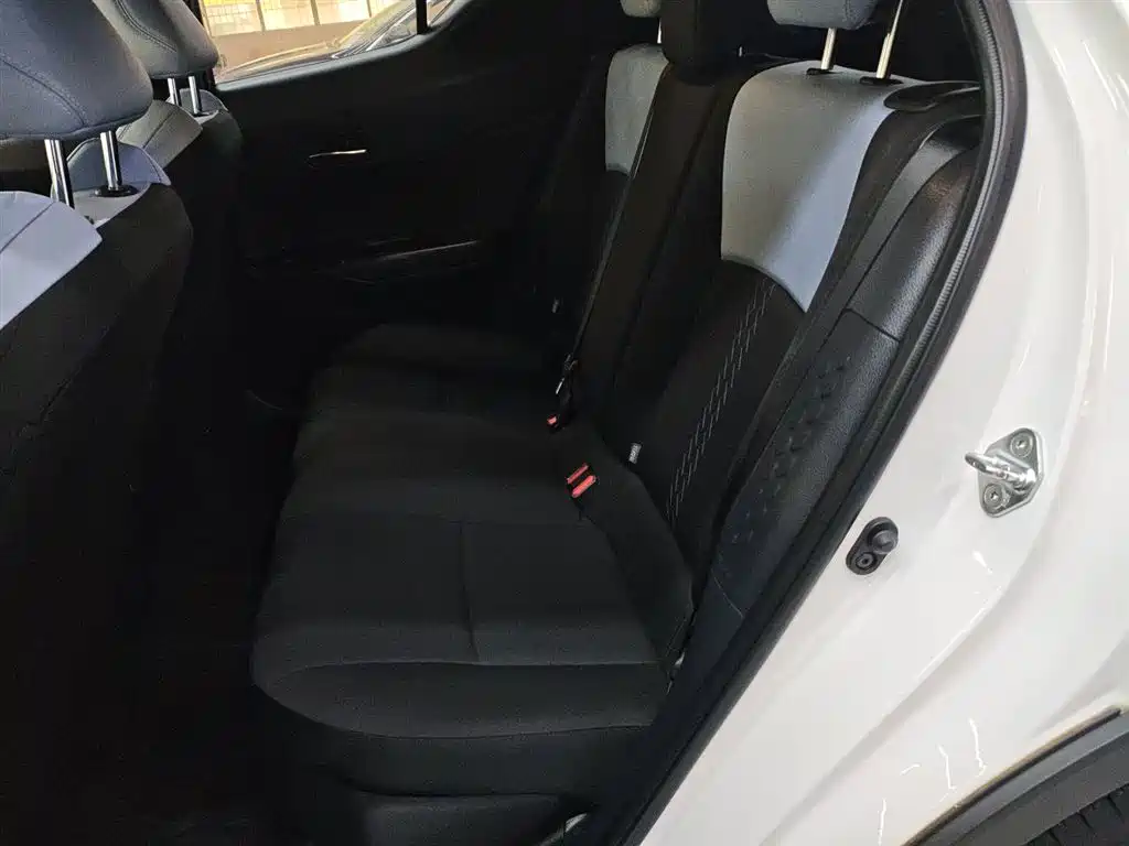 Toyota IZOA 2020 2.0L Yi Xiang CARE фото 17