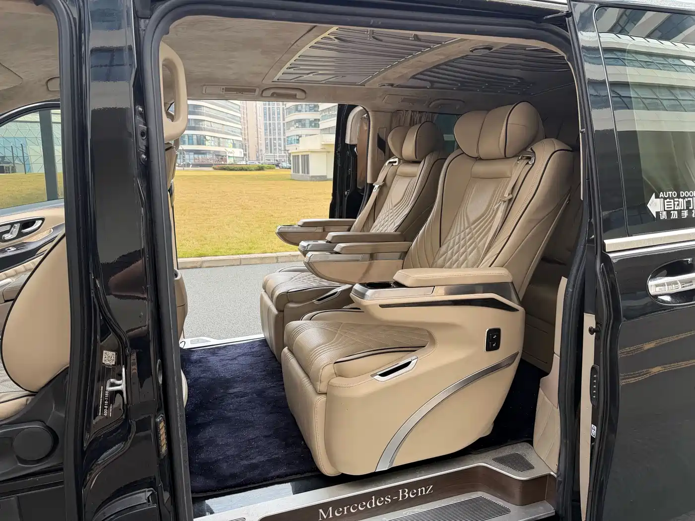 Mercedes-Benz Vito 2021 2.0T Business Edition 7-seater фото 5