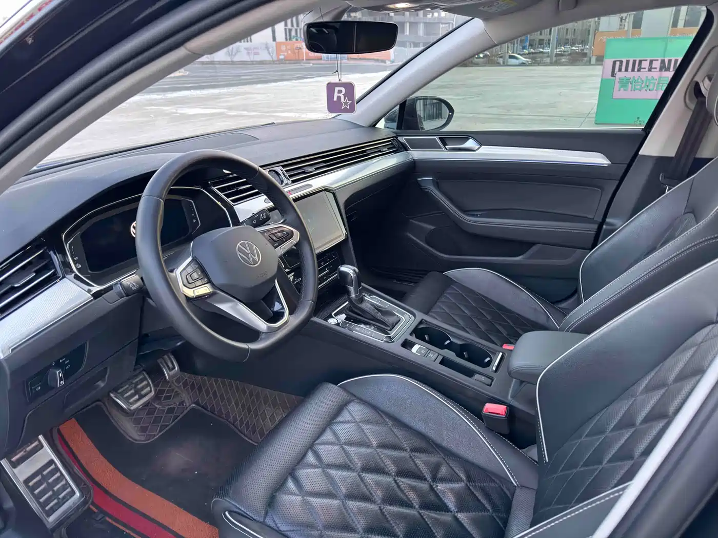 VOLKSWAGEN MAGOTAN GTE PLUG IN HYBRID