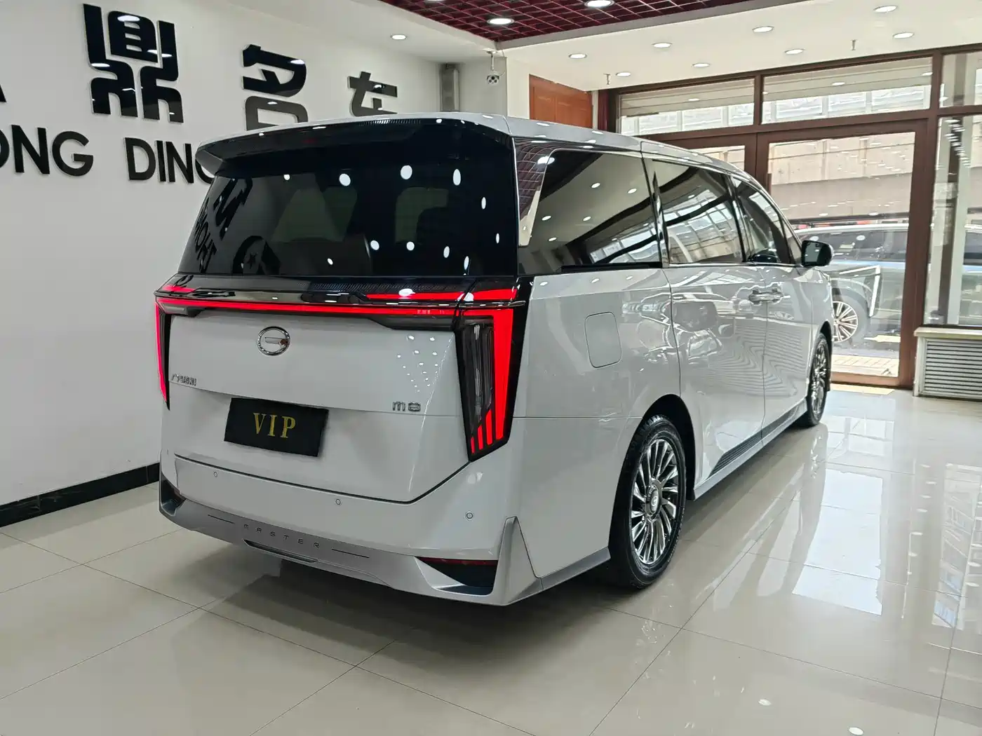 GAC Trumpchi Trumpchi M8 2023 Model Master Series 400T Flagship Edition фото 4