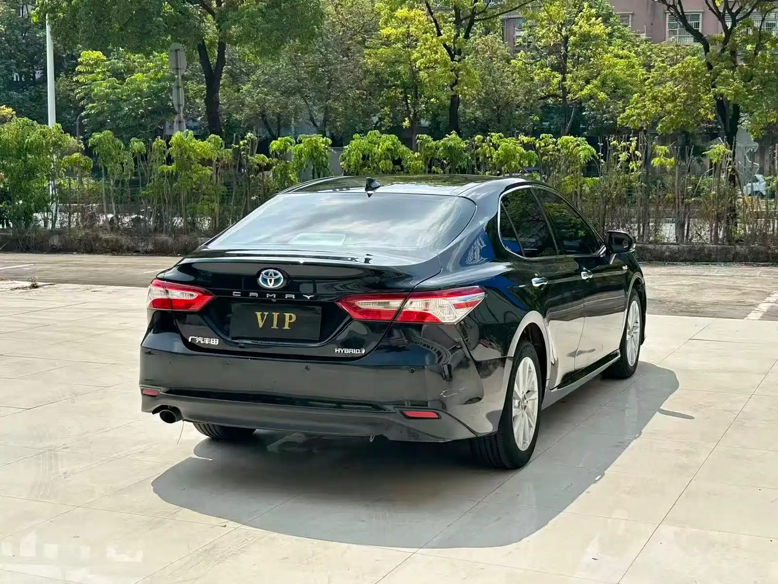 Фото 7 - Toyota Camry