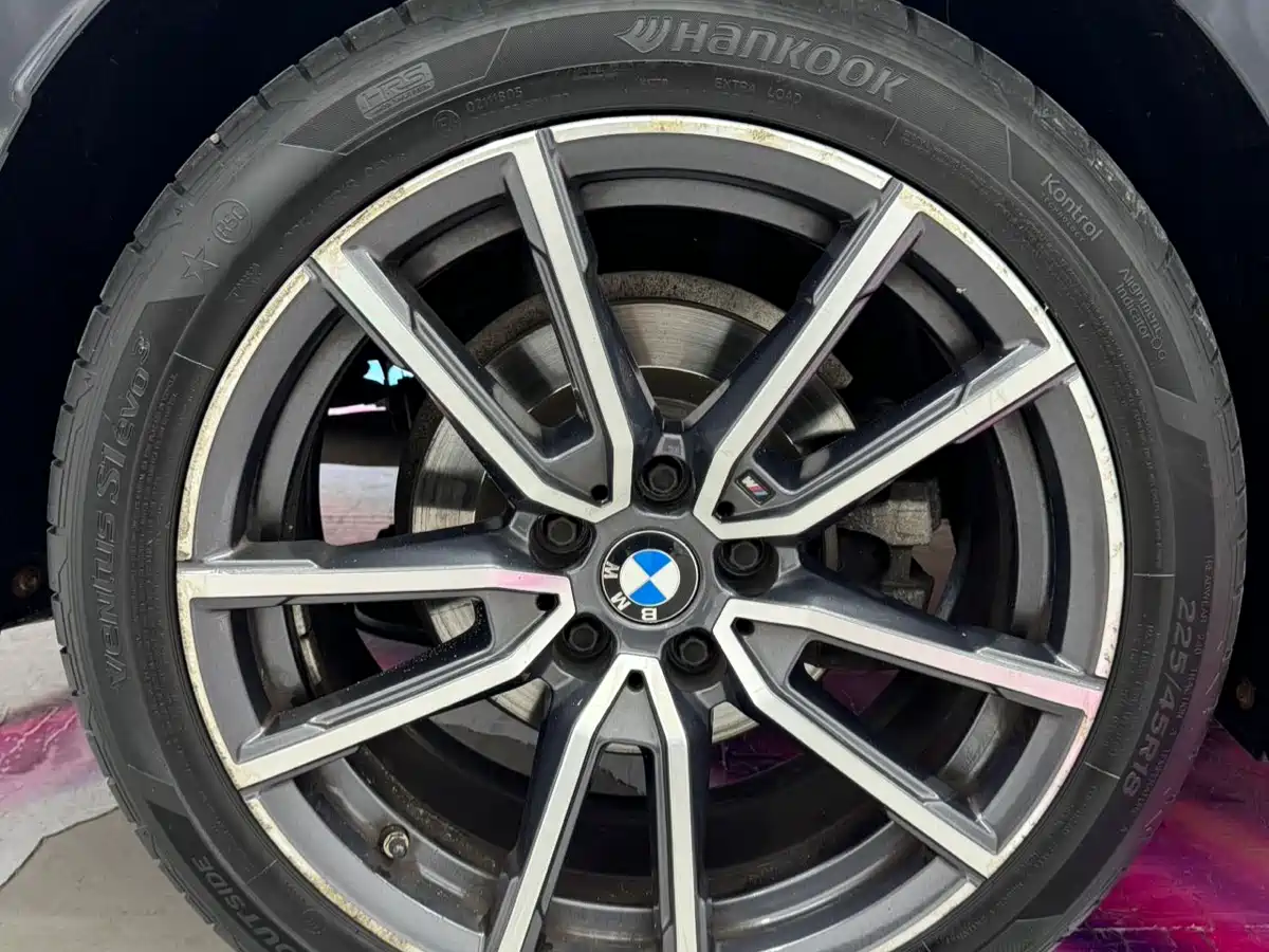 BMW 3 Series 2023 320Li M Sport Package фото 20